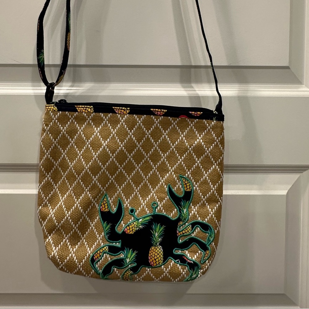 Vera Bradley Tan Crossbody Bag with Green Crab and Pineapple Design